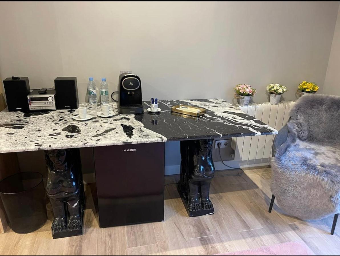 1 Habitacion Con Bano Privado Frente A La Piscina, Maximo Para 4 Personas, No Es La Casa Completa,1Cama Y 1 Sofa-Cama San Vicente Raspeig Zewnętrze zdjęcie