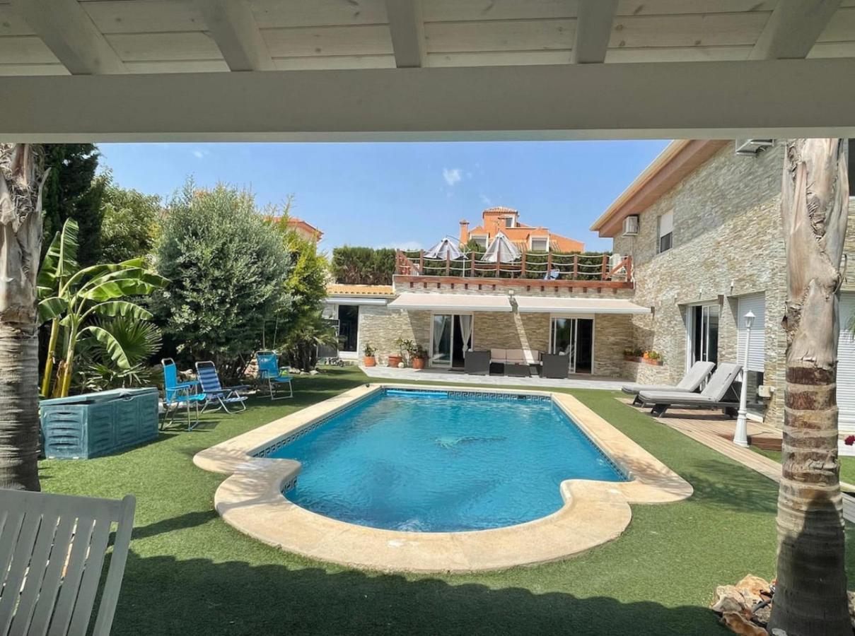 1 Habitacion Con Bano Privado Frente A La Piscina, Maximo Para 4 Personas, No Es La Casa Completa,1Cama Y 1 Sofa-Cama San Vicente Raspeig Zewnętrze zdjęcie