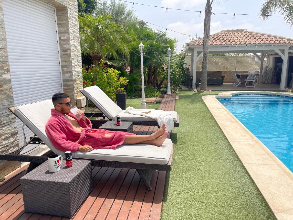 1 Habitacion Con Bano Privado Frente A La Piscina, Maximo Para 4 Personas, No Es La Casa Completa,1Cama Y 1 Sofa-Cama San Vicente Raspeig Zewnętrze zdjęcie
